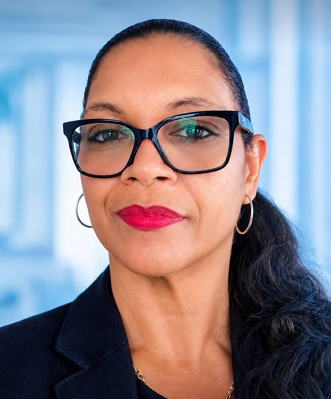 Leigh-Catherine Inglis, Psychotherapist
